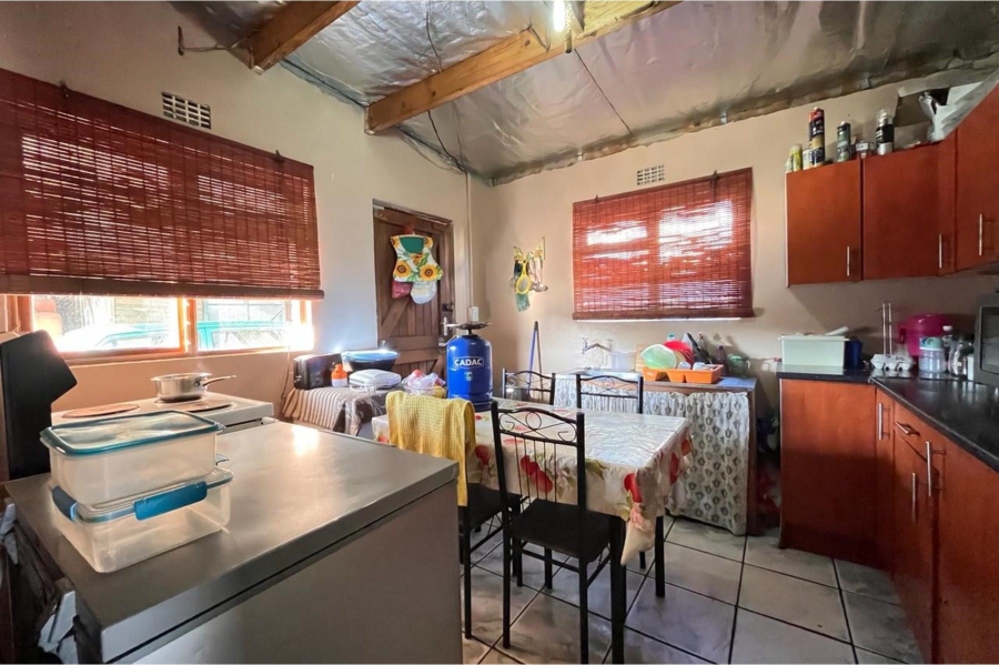 2 Bedroom Property for Sale in Kalkfontein Western Cape